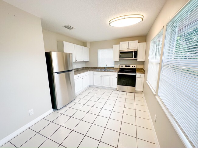 Photo - 2717 Richard Rd