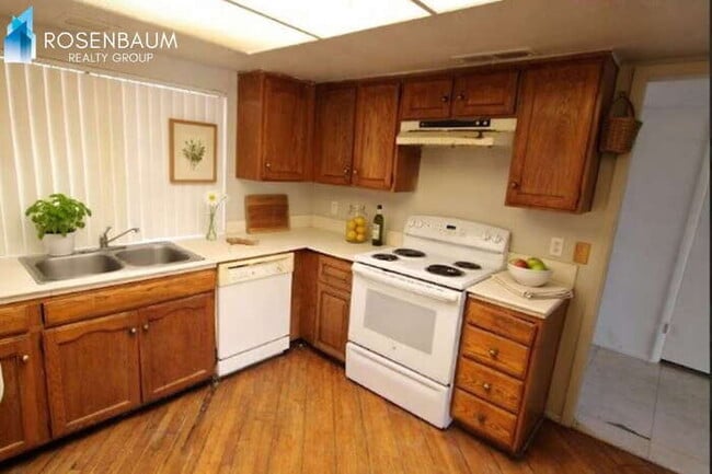 Photo - 840 E Junction St Unit 840