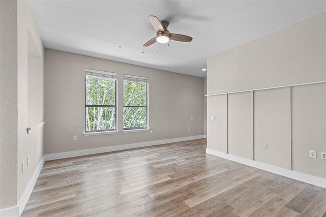 Photo - 5501 S Hearsey Dr