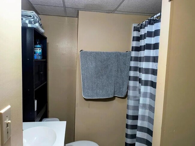 Photo - 2820 Austinville Rd Unidad 1