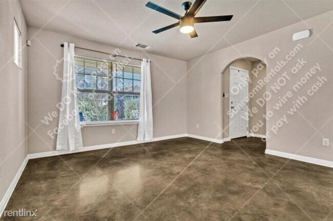 Photo - 4611 Graceful Ln