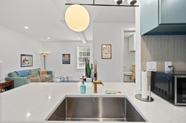 Photo - 2808 Jefferson St