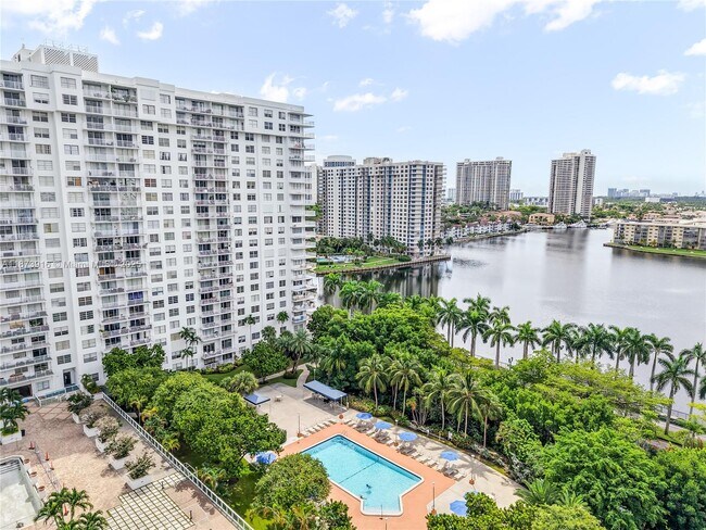 Photo - 2851 NE 183rd St Unit 809E