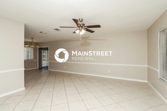 Photo - 3 Bedroom Pet-Friendly Home in Vero Beach, FL with Main Street Renewal