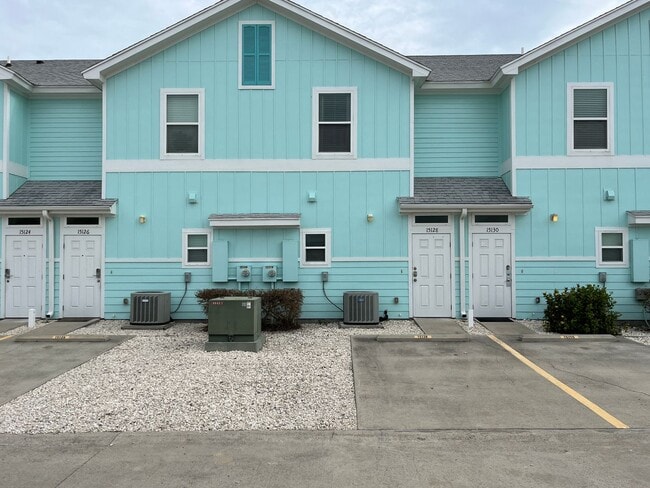 Building Photo - 15128 Dory Dr