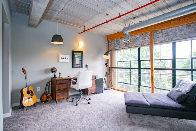 Newnan Lofts