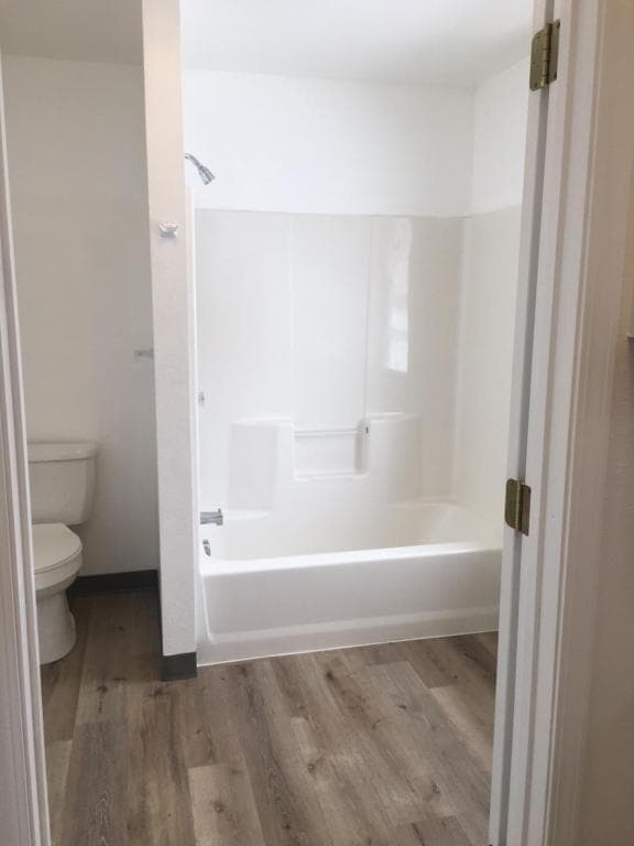 Photo - 2013 North Ave W