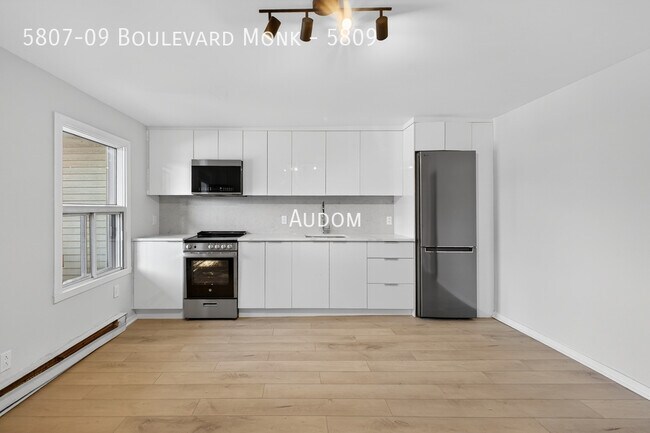 Photo - 5807-09 Bd Monk Unit 5809