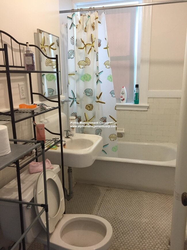 Photo - 171 Washington St