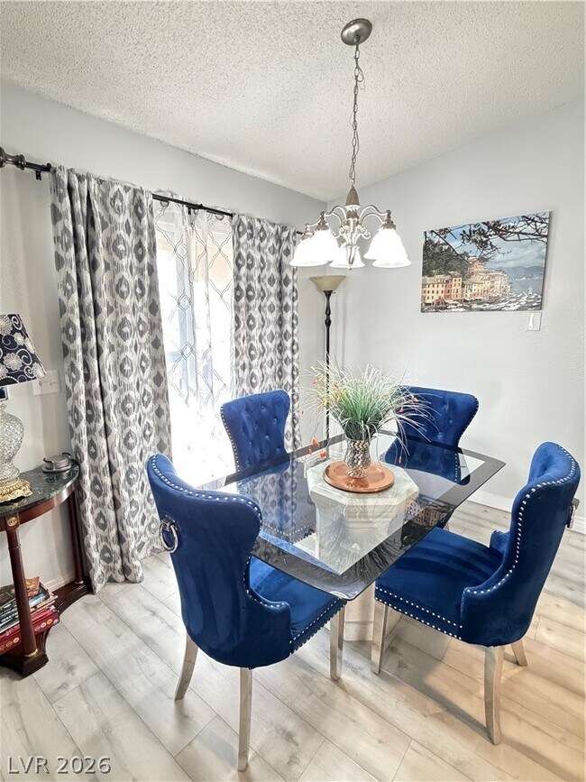 Photo - 5032 Spencer St Unit D