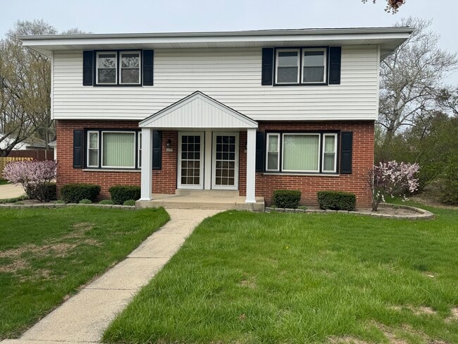 Photo - 6055 N 112th St Townhome