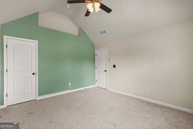 Photo - 882 Nestling Dr