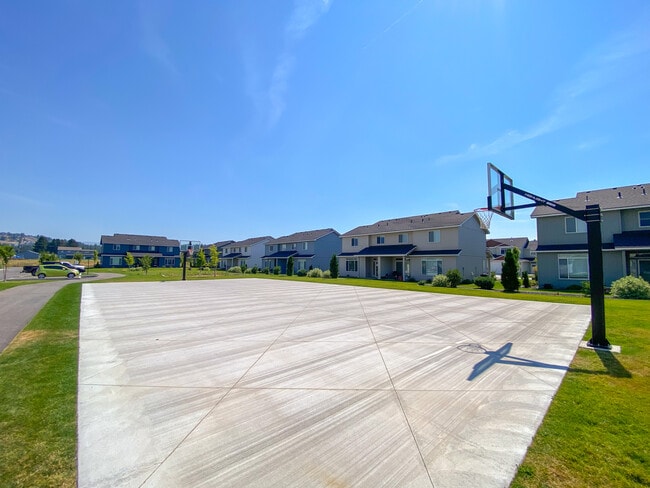 Photo - Diamond Rock Rentals