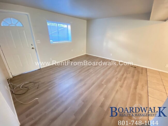 Photo - 759/761 Jackson Ave Unit 759 W Jackson Ave B