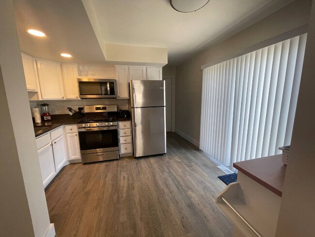 Photo - 1104 S State St