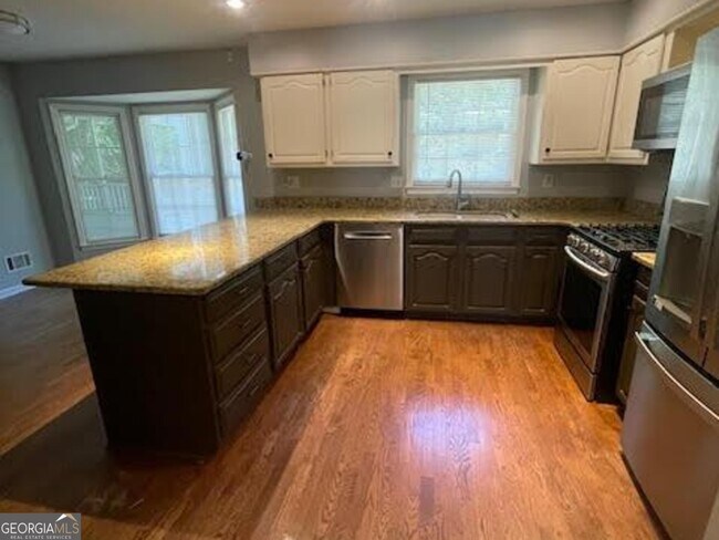 Photo - 11235 Surrey Park Trail