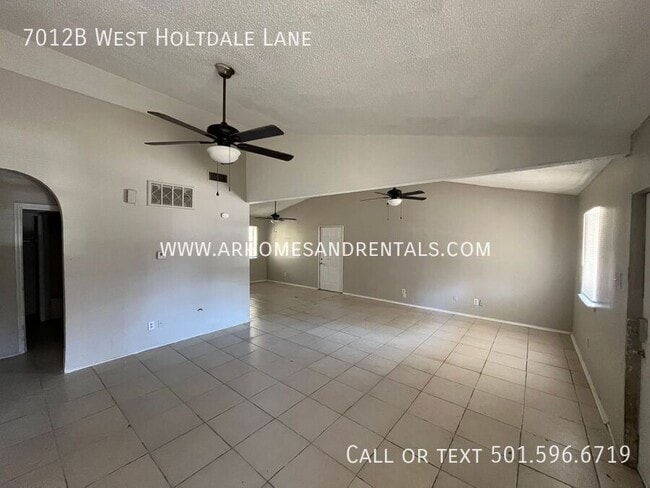 Photo - 7012B West Holtdale Lane- Apartamento