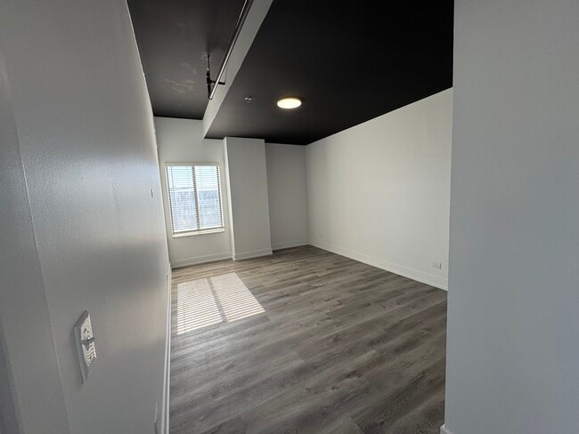 Civic Center Plaza Apartments