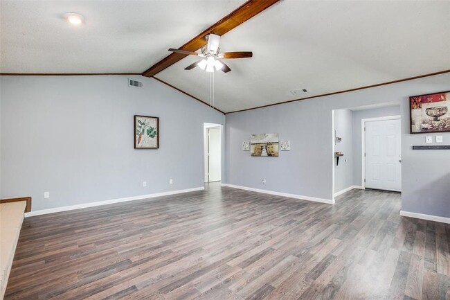 105 Waits Cir