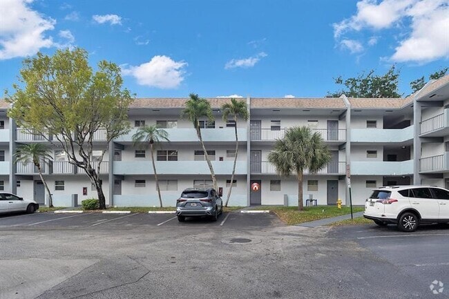 Building Photo - 8351 Sands Point Blvd Unit 104-A Rental