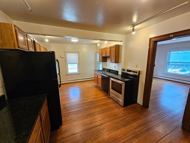 Photo - 103 Rutgers St Unit 2