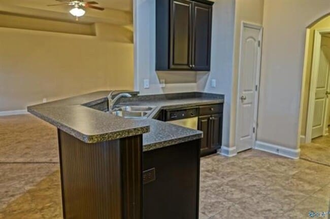 Photo - 175 Lyons Rd