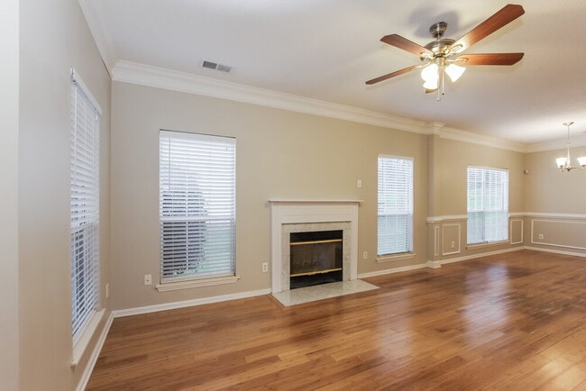 Photo - 9603 Mary Juan Ln