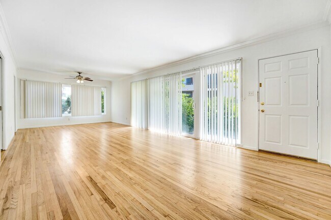 Photo - 1975 S. Beverly Glen, near Rancho Park!