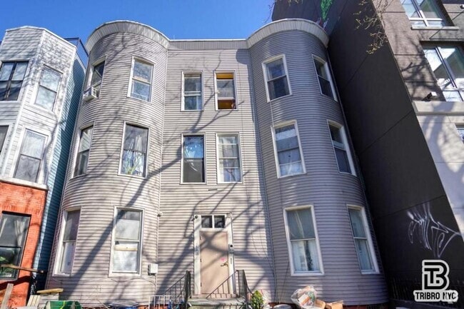Building Photo - 4 bedroom in BROOKLYN NY 11221 Unit 2S Rental