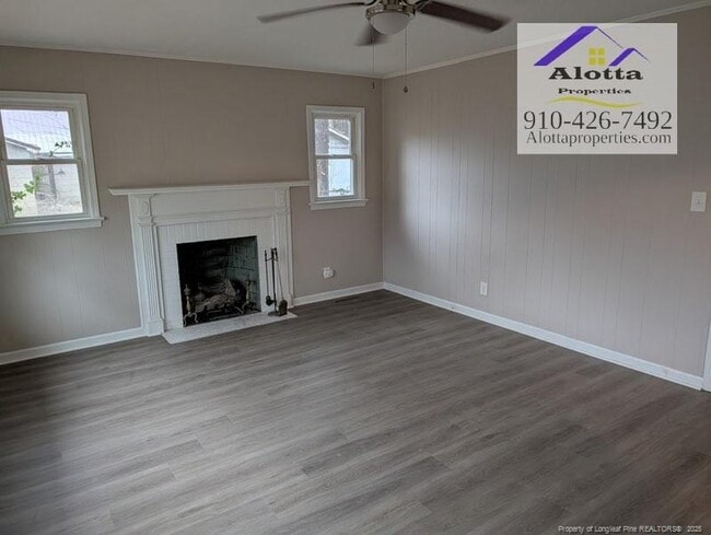 Photo - 209 N Jackson St