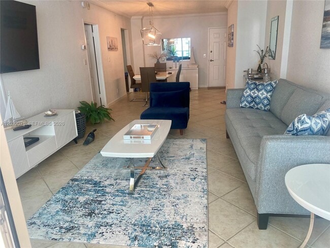 Building Photo - 2501 S Ocean Dr Unit 1002 (AVAILABLE AUG)