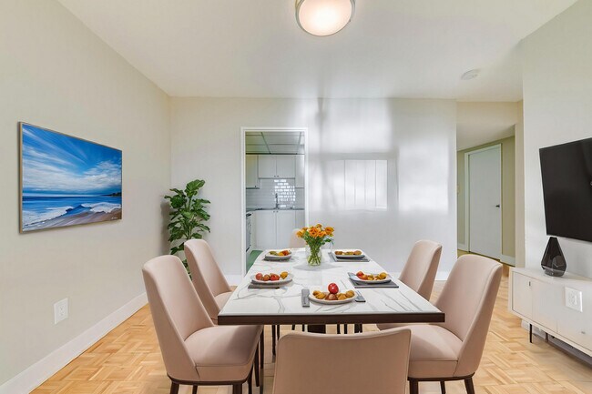 Photo - Premier Court Apartments