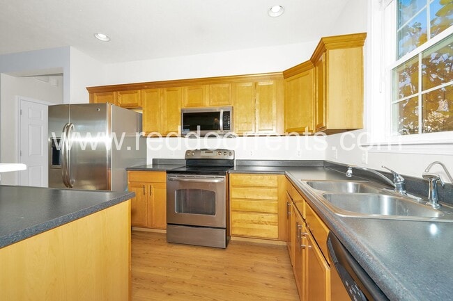 Photo - 7737 Solomon Dr