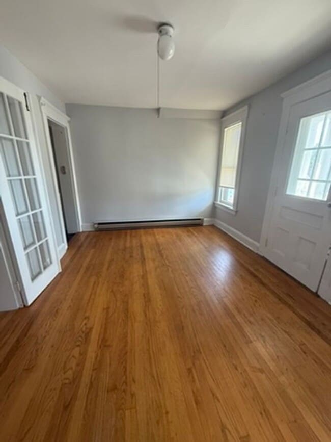 75 Turner Ave Unit 3