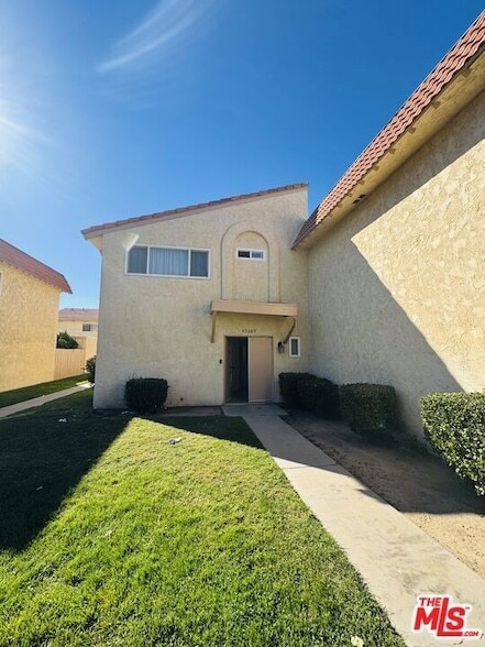 Photo - 43609 Stanridge Ave