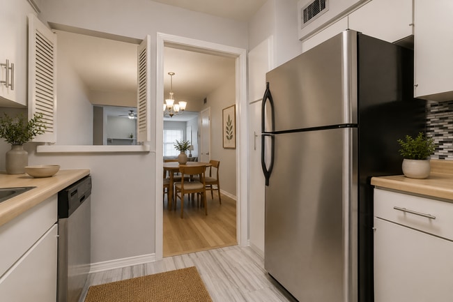 Photo - 4211 Newton Ave Unit 215
