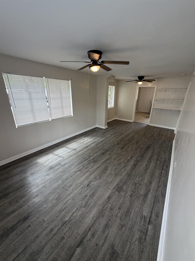 Photo - 318 E Pershing St