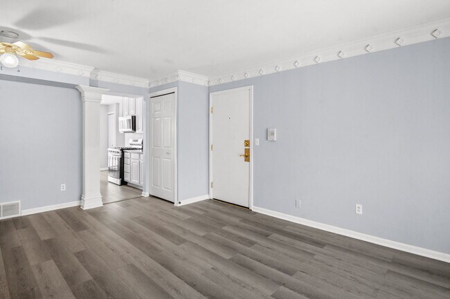 Photo - 1995 Tall Oaks Dr Unit 3B