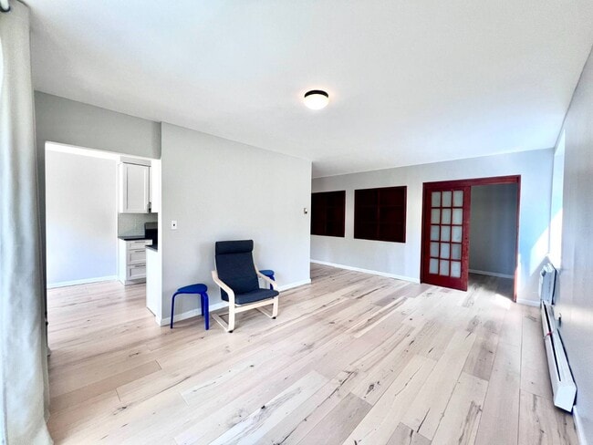 144-77 Roosevelt Ave