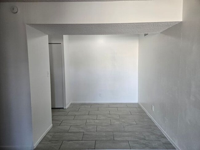 Photo - Spacious 3 bed, 2 bath upstairs, condo in ...