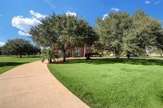 Photo - 5519 Bridlewood Dr