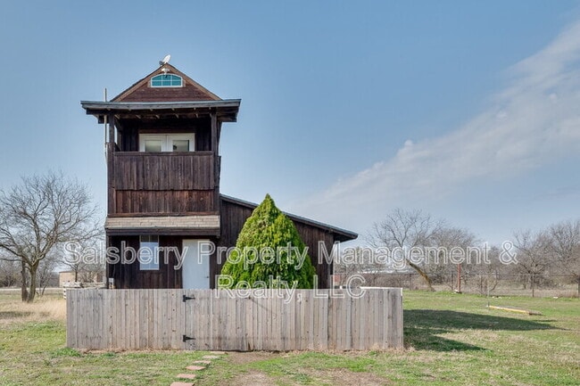 Photo - 7584 Ben Day Murrin Rd