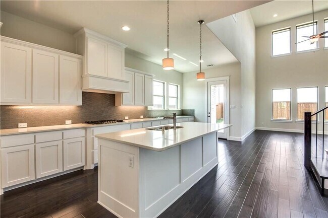 Photo - 5508 Gypsum Dr