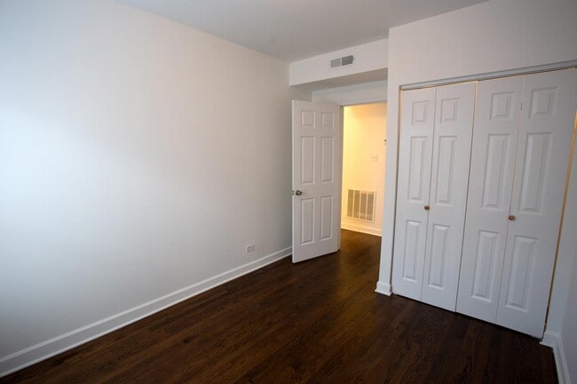 Photo - 5222-38 S. Drexel Avenue