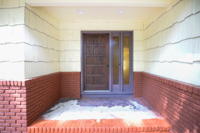 Photo - 8 Harris Ave