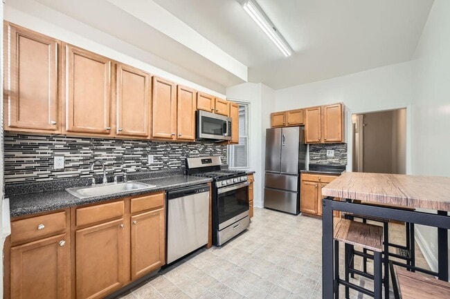 Building Photo - 205 N Luzerne Ave Rental