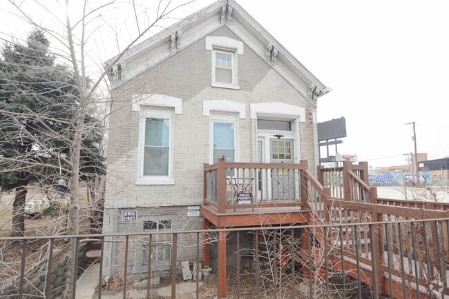 Building Photo - 1526 N Elston Ave Rental