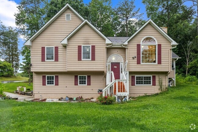 Building Photo - Charming 4BR House in Douglasville