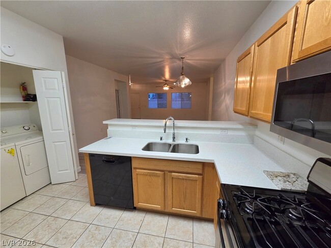 Photo - 2053 Quarry Ridge St Unit 103
