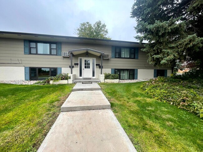 Twenty 7 Pacific - Pacific Blvd Apartments - Twenty 7 Pacific - Pacific Blvd Apartments Unit 2735